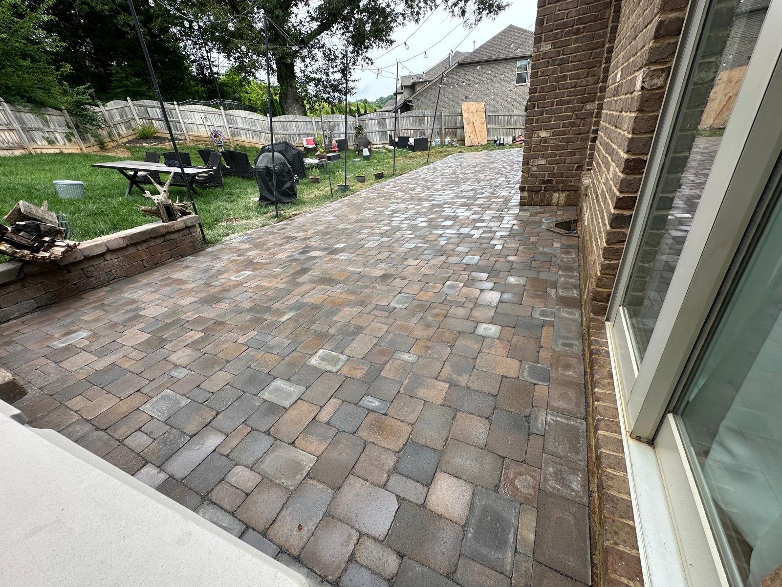 Tumbled cobble backyard patio